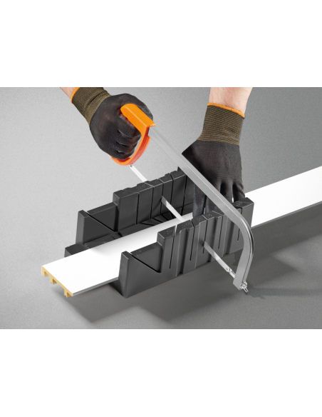 Listwa przypodłogowa PVC Cezar Status Line 80x15 mm